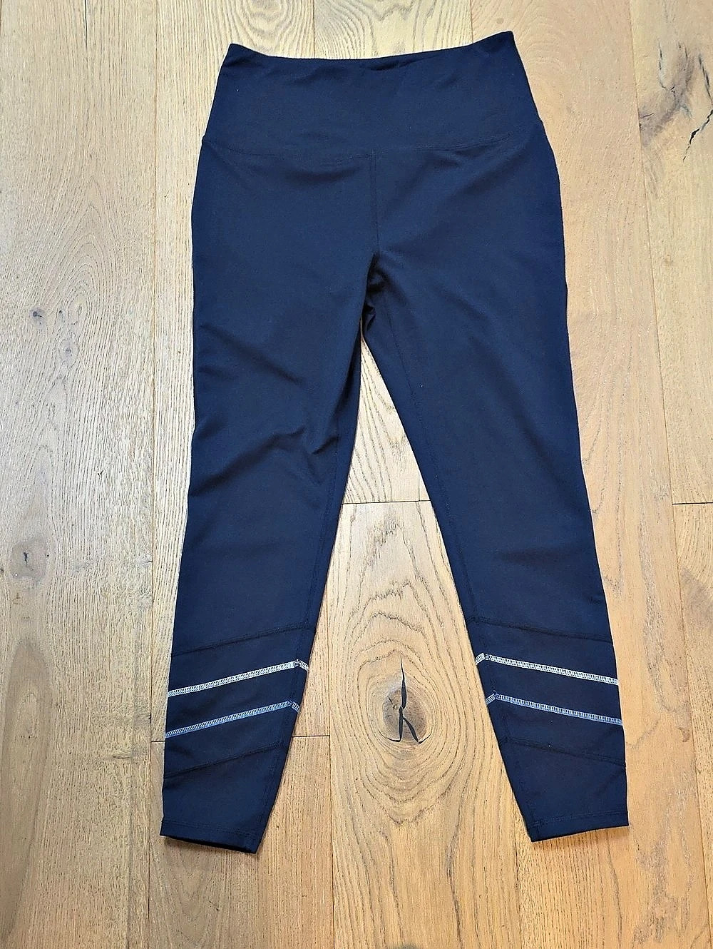 Southern Tide Women's Performance Leggings in Blue Size Medium Like New